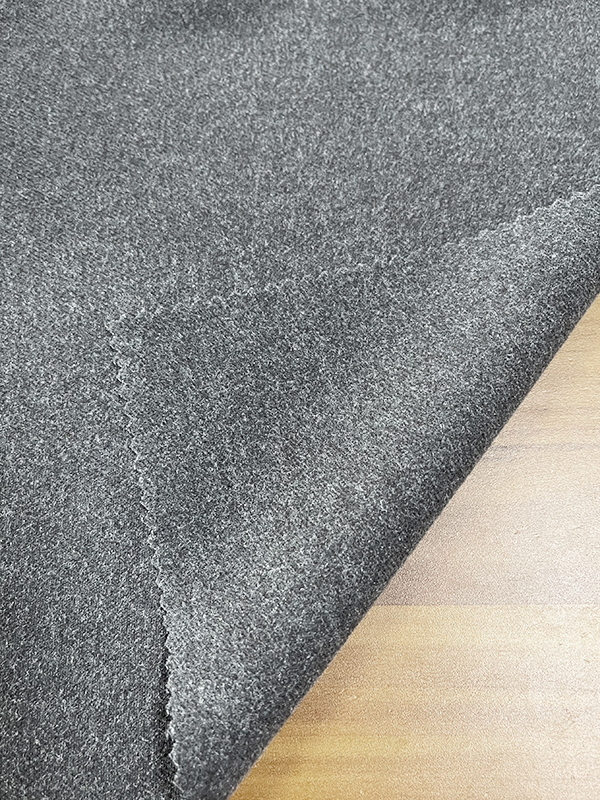 FIRÇALI DOKUMA AH-47780 70%T+28%R+2%SP Kırışmaya ve aşınmaya dayanıklı, yumuşak dokunuş